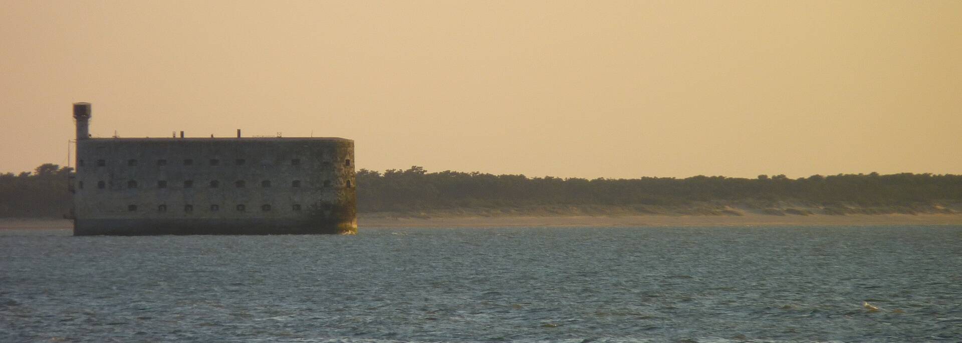 Fort Boyard, with the plage des Saumonards in the distance