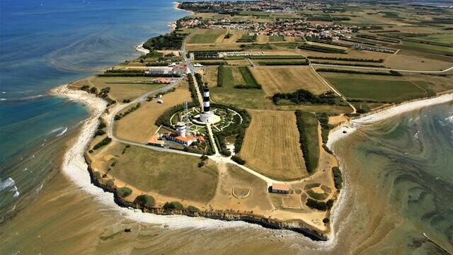 Arial view of the Pointe de Chassiron ©Philippe Laplace