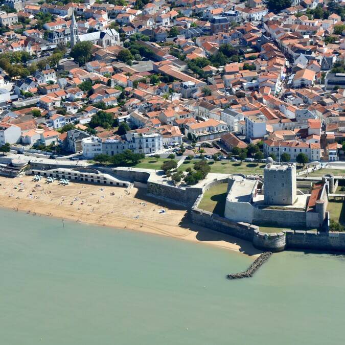 Aerial view of Fouras-les-Bains - © FDHPA17